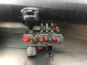 Liebherr Ölpilot. Ventil